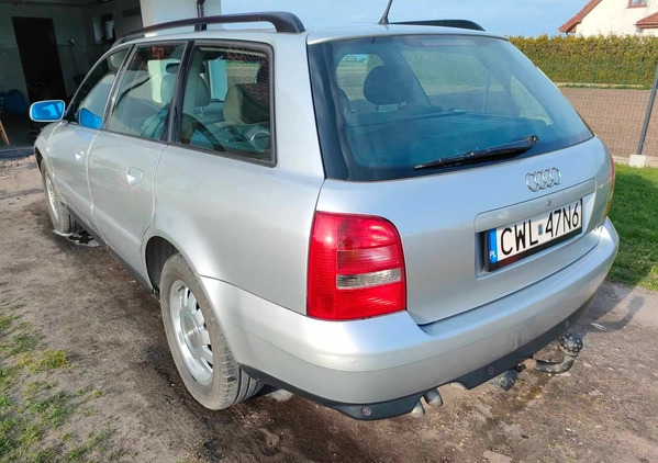 Audi A4 cena 9500 przebieg: 277600, rok produkcji 1999 z Izbica Kujawska małe 254